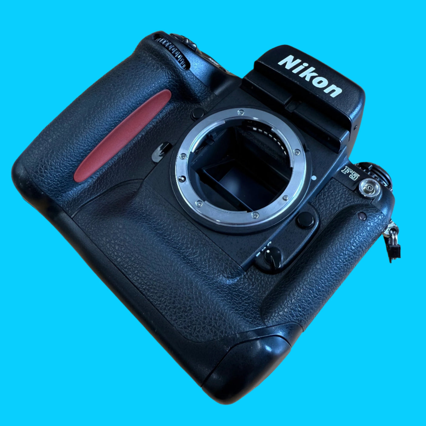 Nikon F5 35mm SLR Film Camera - Body Only