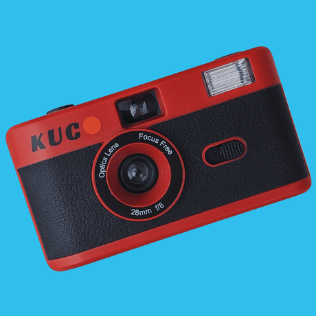 Brand New KUGO 35mm Film Camera Reusable Point And Shoot - Red