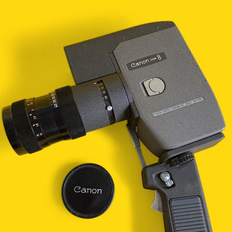 Canon Reflex Zoom 8 8mm Vintage Cine Camera with Brown Leather Case