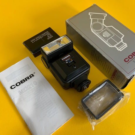 Cobra MD210 External Flash Unit for 35mm Film Camera w/ Box
