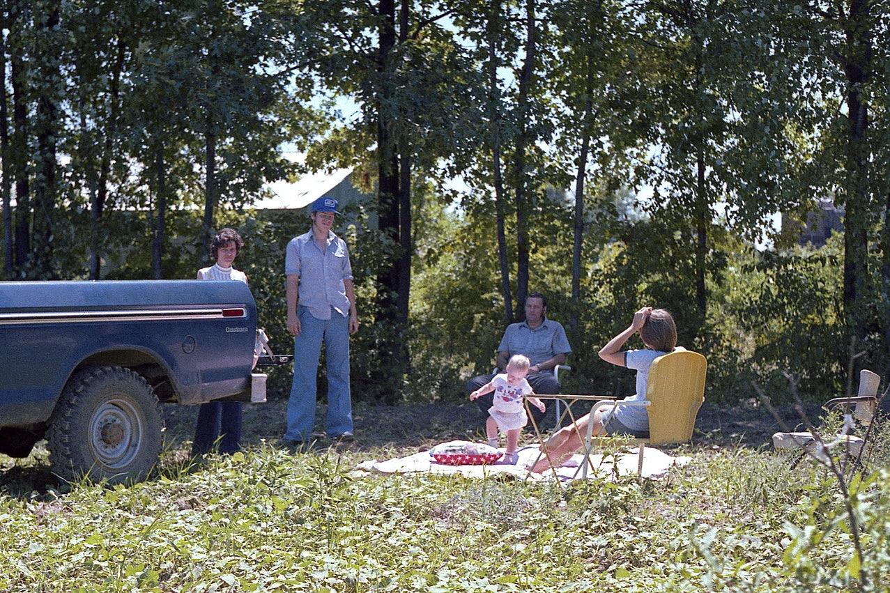 Konica Autoreflex TC Vintage SLR 35mm Film Camera with Konica f/1.7 50mm Lens