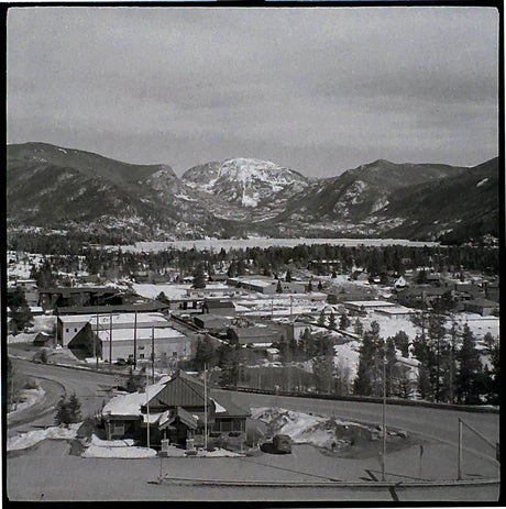 Lubitel 166B With 75mm F4.5 Lens. TLR 6X6 Medium Format Film Camera.