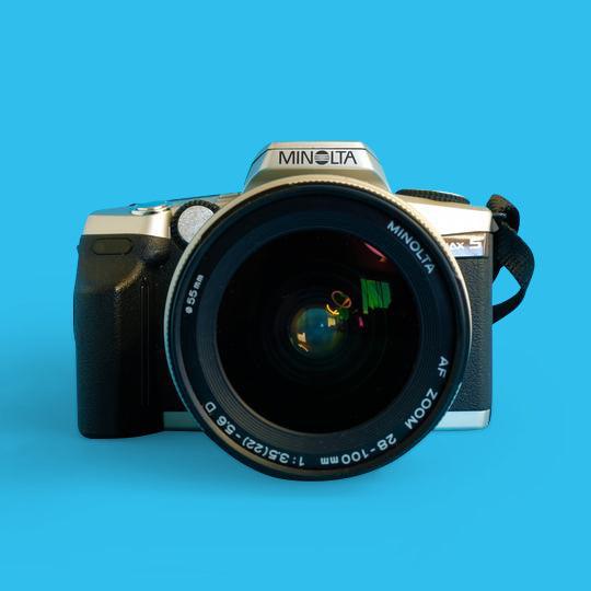 Minolta Dynax 5 Automatic 35mm SLR Film Camera w/ Auto Zoom Lens