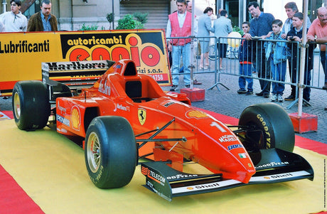 Minolta Dynax 505si Super Auto SLR 35mm Film Camera with 35mm - 80mm Lens