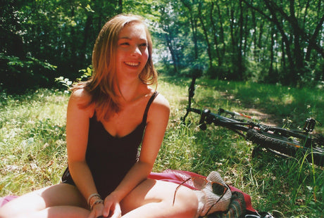 Minolta Dynax 8000i Automatic 35mm SLR Film Camera w/ Auto Zoom Lens