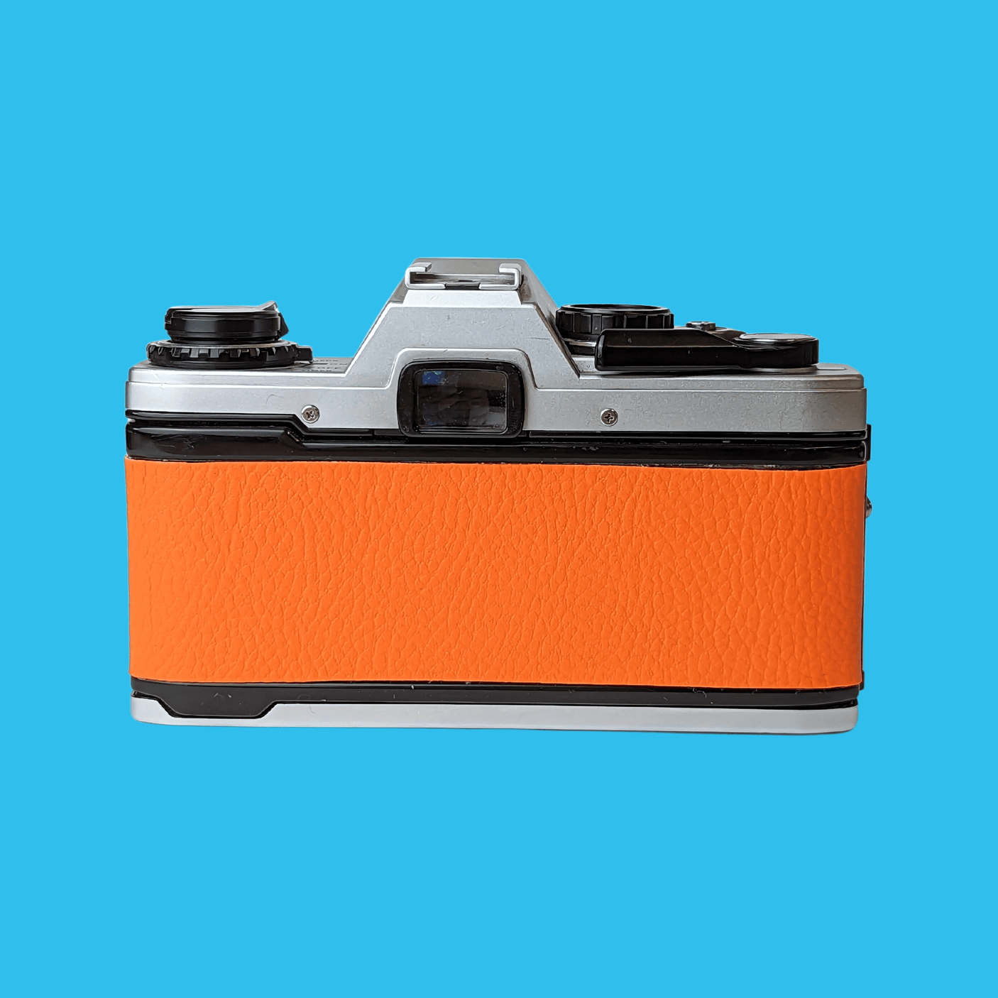 Olympus OM10 Orange Leather Vintage 35mm Film Camera w/ F/1.8 50mm Lens