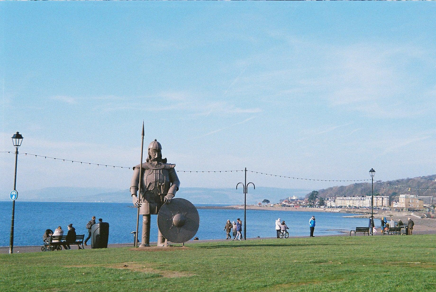 Praktica B 100 Electronic 35mm SLR Film Camera with Pentacton 50mm f/1.8 Lens