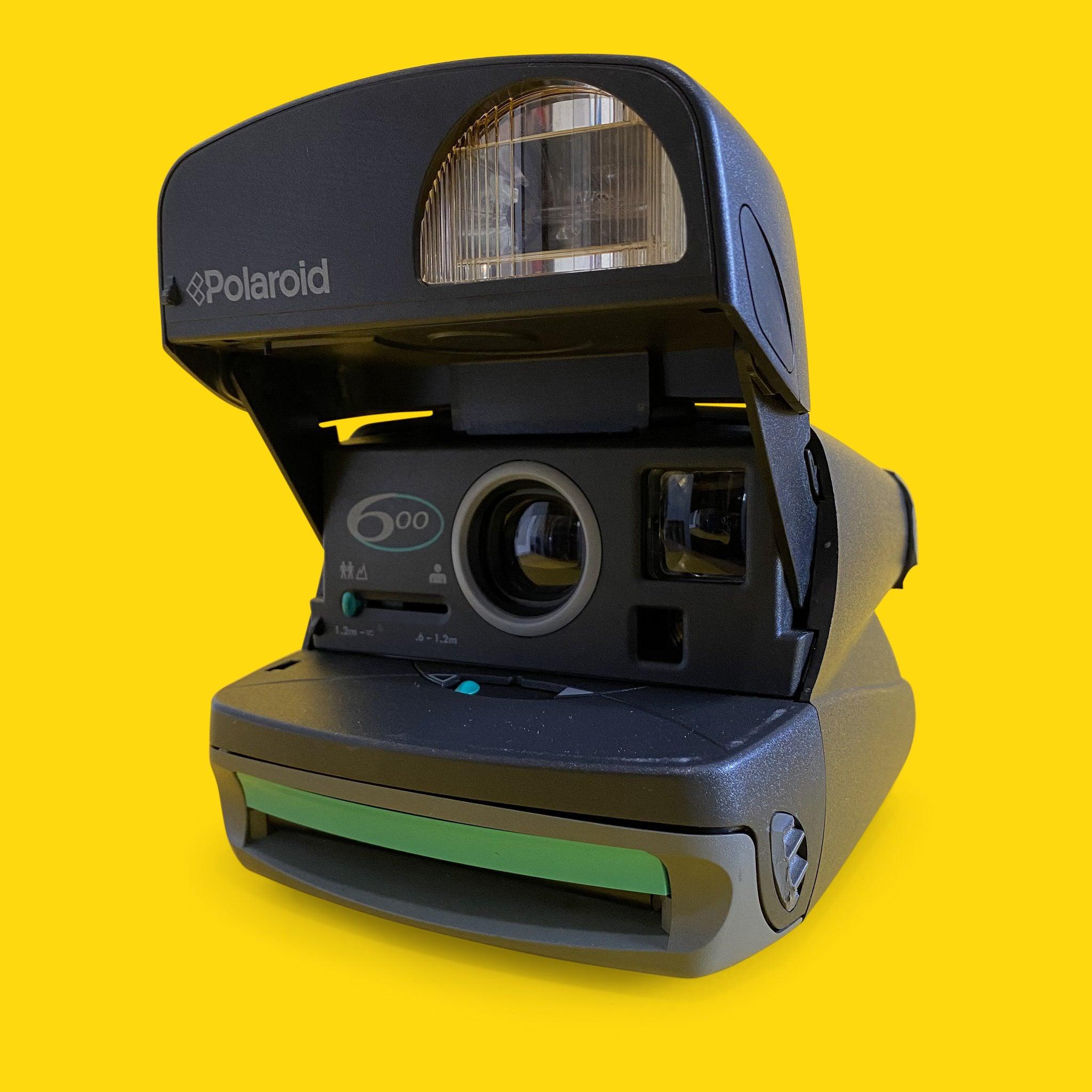 Retro Polaroid 600 Instant Film Camera – Film Camera Store