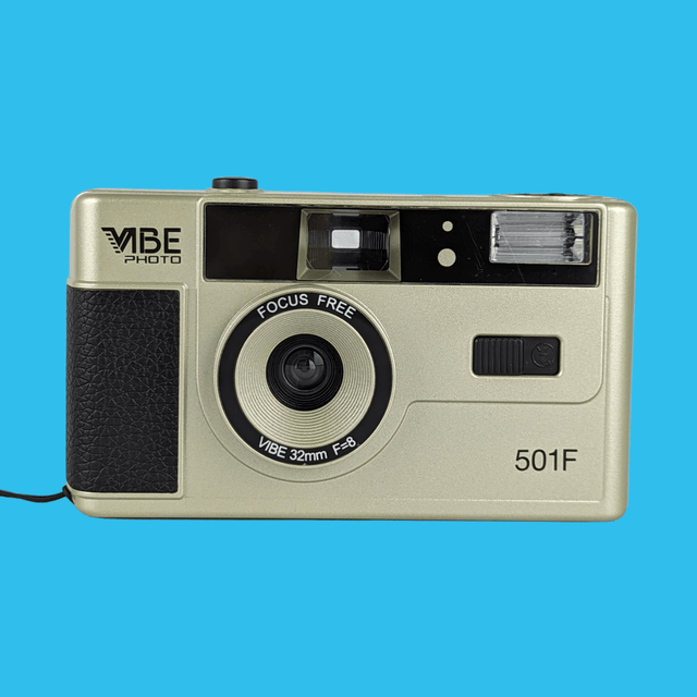 Retro VIBE 35mm Film Camera Reusable Point And Shoot - Champagne Silver