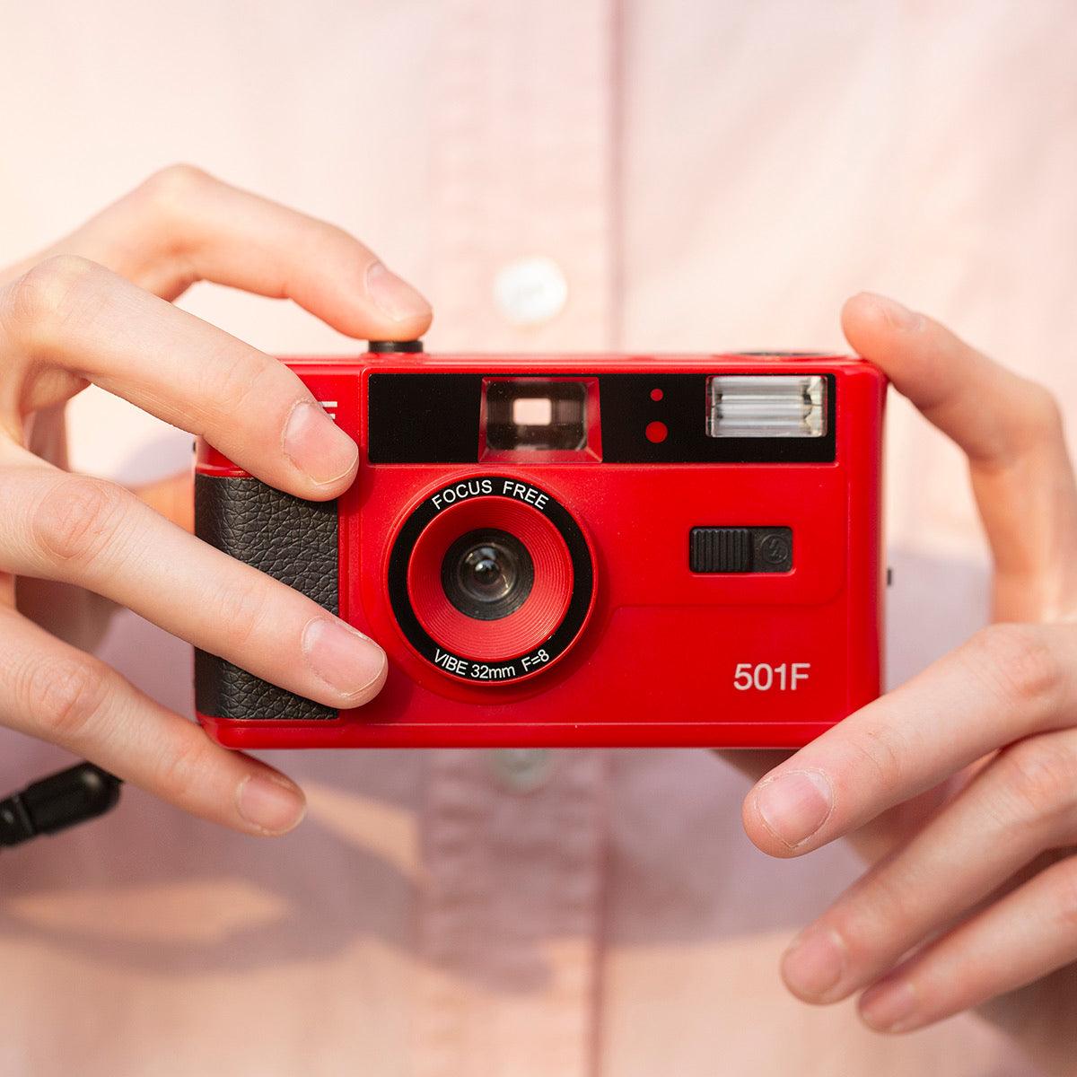 Retro VIBE 35mm Film Camera Reusable Point And Shoot - Red