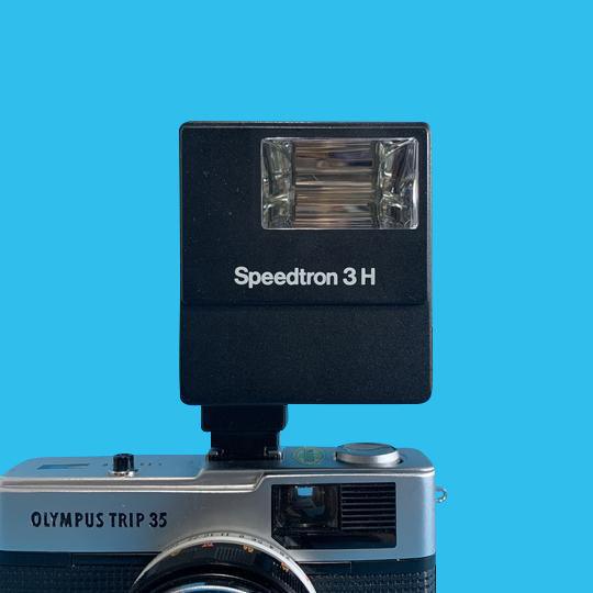 Speedtron 3H External Flash Unit for 35mm Film Camera