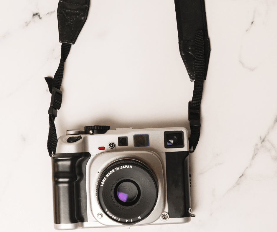 10 Must-Have Film Cameras for Vintage Photography Enthusiasts