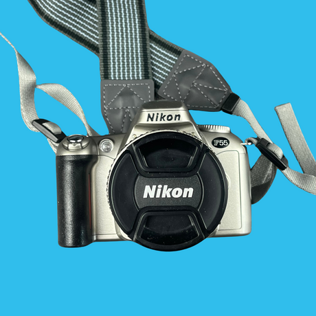 Nikon F50 Cámara de película SLR de 35 mm - Solo cuerpo