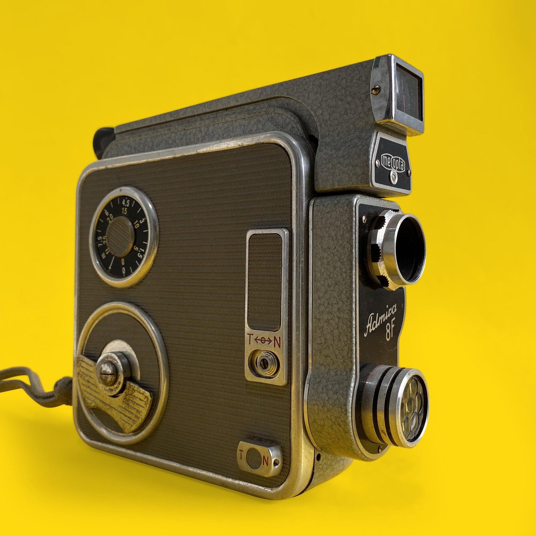 Admica 8F 8mm Vintage Cine Camera Film Camera Store