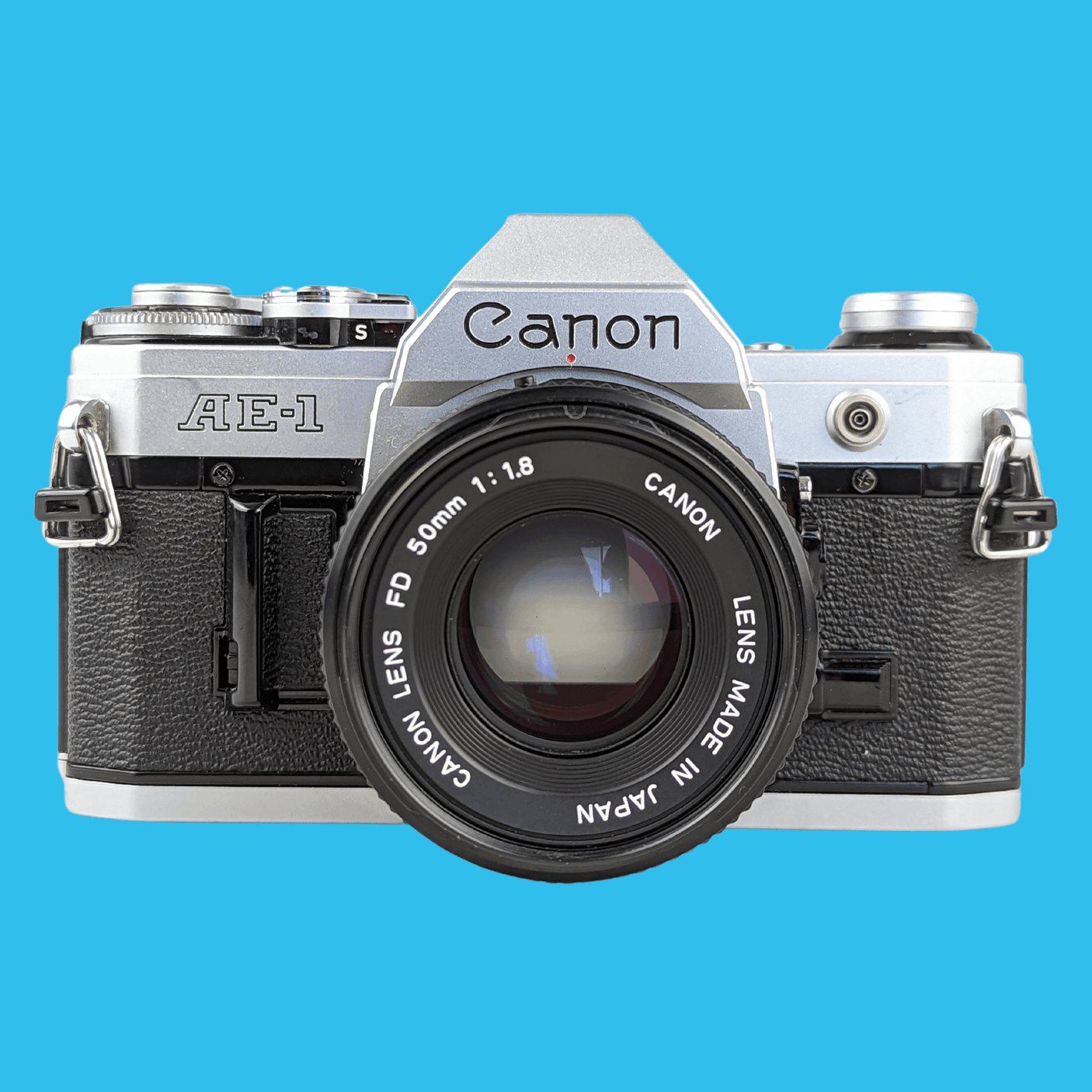 Appareil photo reflex 35 mm Canon AE-1 avec objectif principal Canon