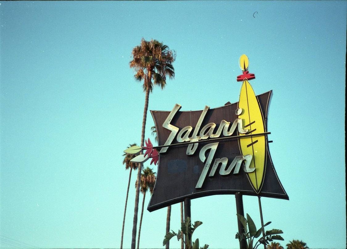 Canon Sure Shot Supreme 35mm Film Camera with FREE Black Leather Case