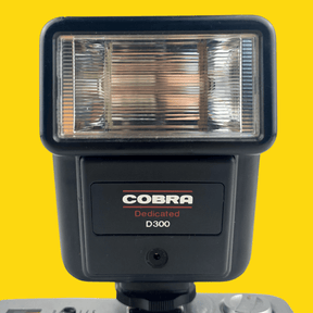 Cobra D300 Flash Unit