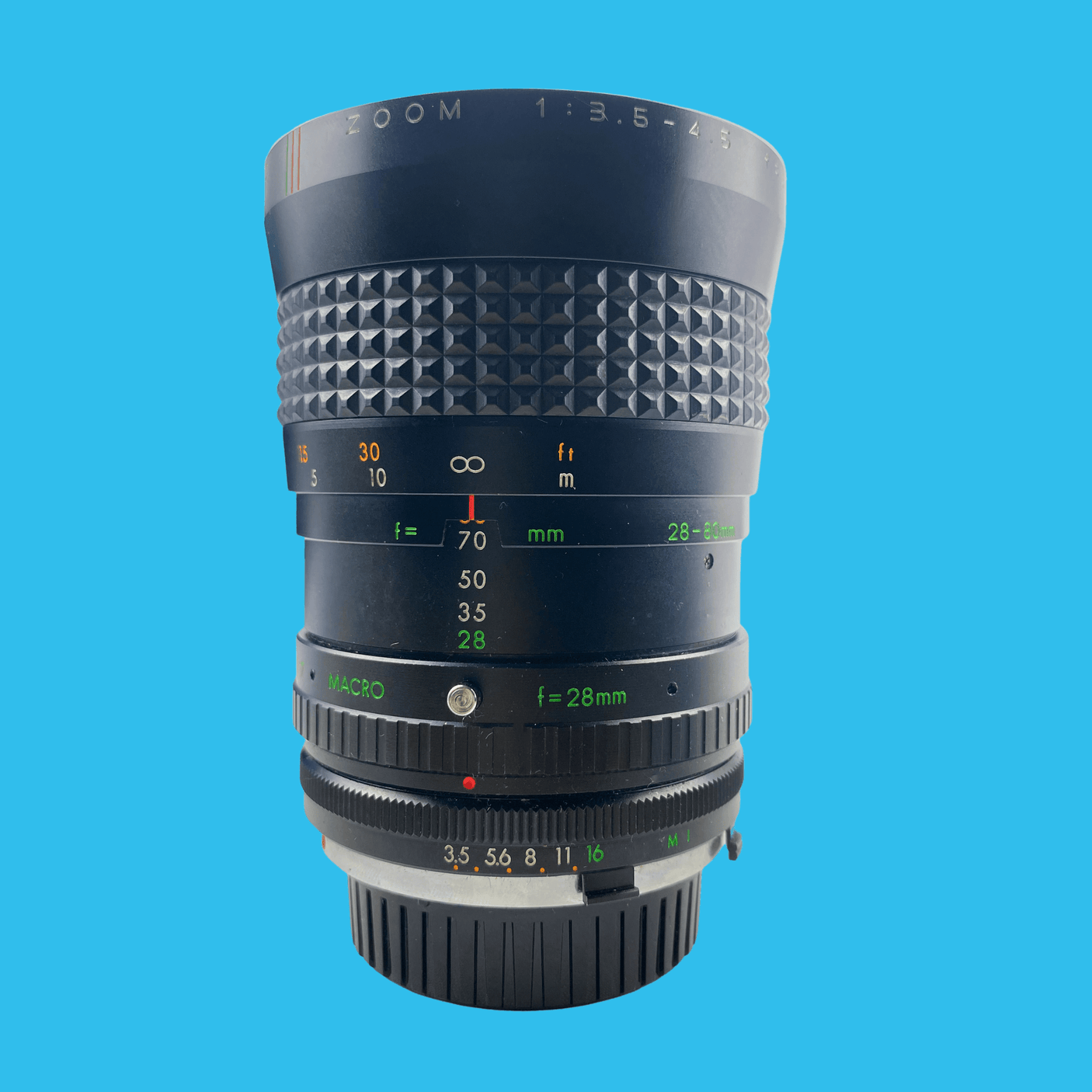 Makinon MC Zoom 28mm f/3.5 Camera Lens