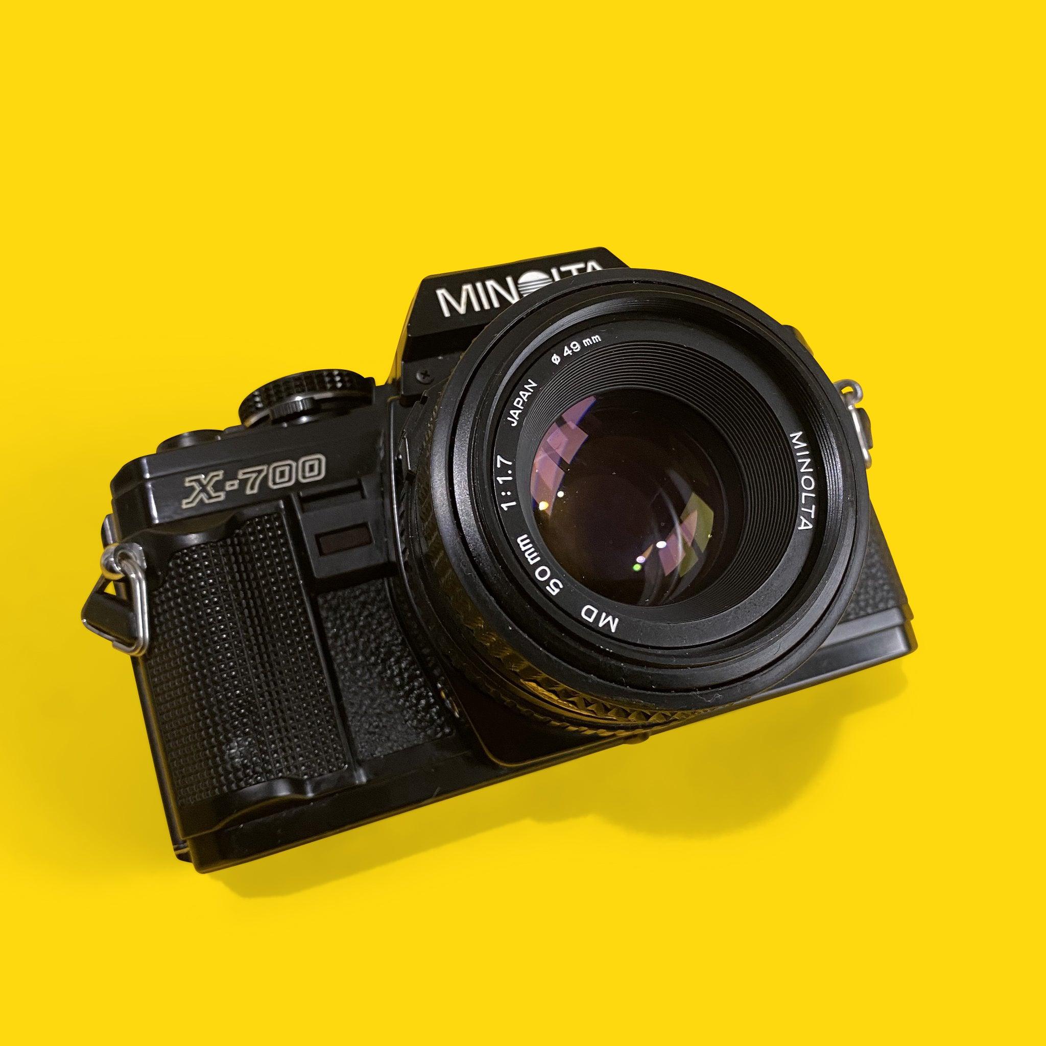 ミノルタ x700 シルバー オマケレンズ付きカメラ - インスタントカメラ
