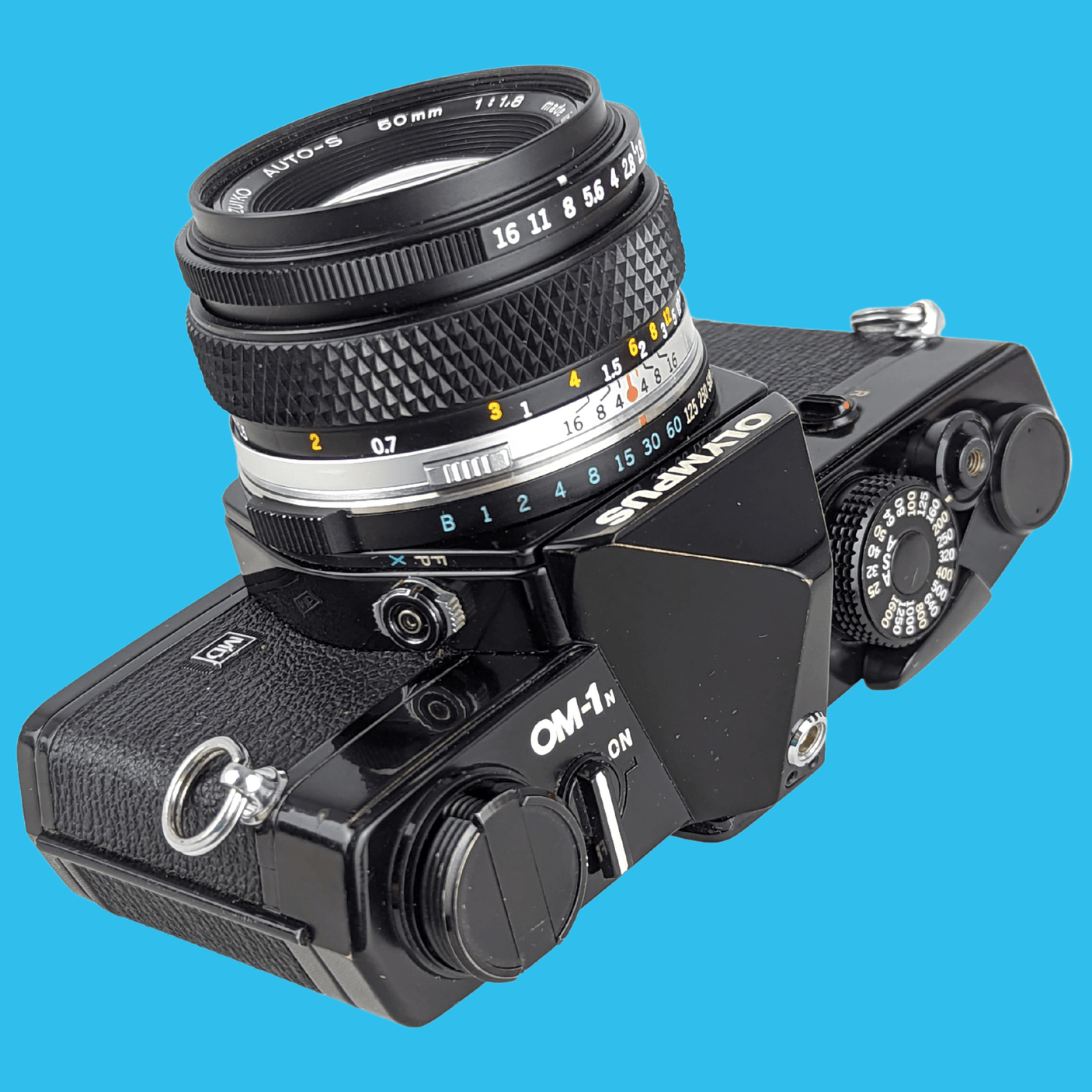 オリンパス OM 1 ブラック ビンテージ 35mm SLR フィルム カメラ、f/1.8 50mm プライム レンズ付き