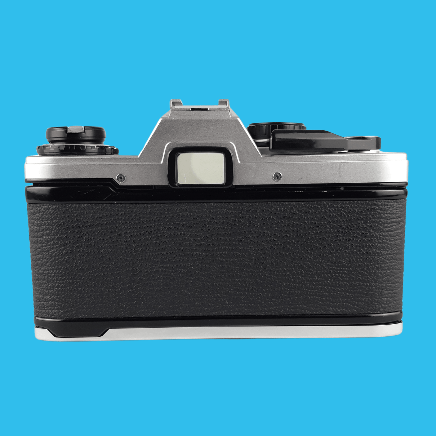 オリンパス OM-10 SLR 35mm フィルム カメラ w/ f/1.8 50mm レンズ + マニュアル アダプター