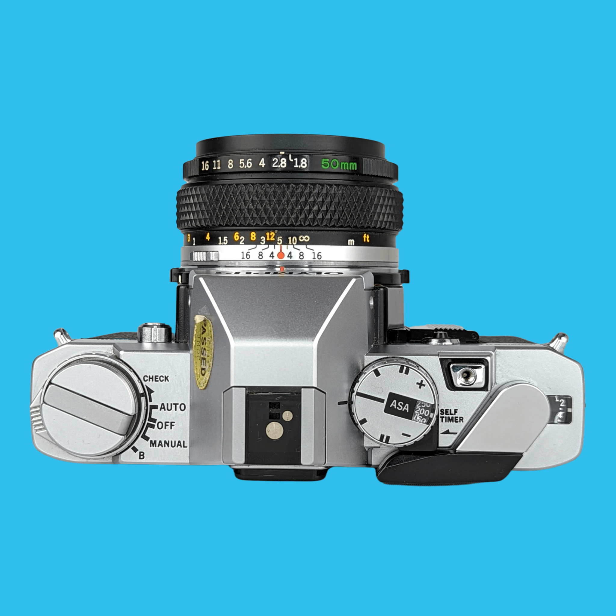 OLYMPUS OM30 35mmフィルムカメラw/OM SYSTEM S ZUIKO MC AUTO ZOOM f4