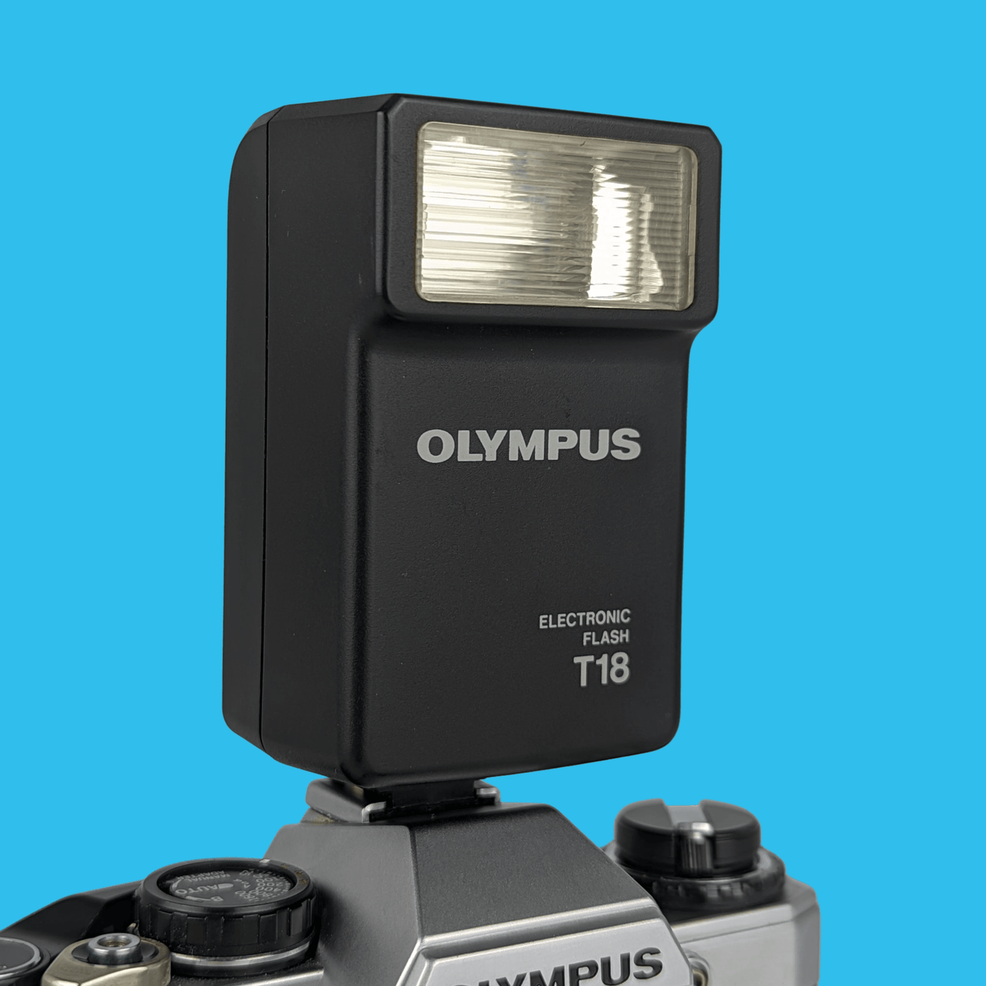 Olympus T18 External Flash Unit for 35mm Film Camera