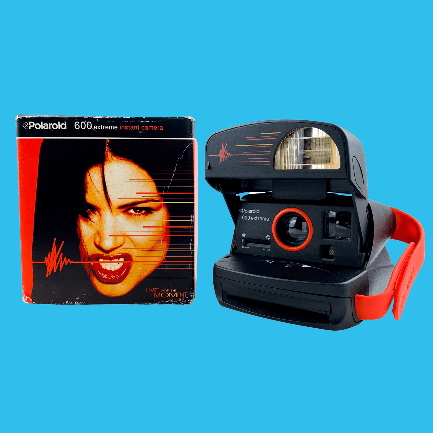 Cámara instantánea Polaroid 600 Extreme (en caja) – Film Camera Store