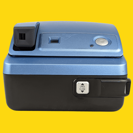 Polaroid ONE 600 Instant Film Camera