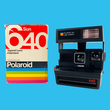 Polaroid Sun 640 Instant Film Camera (Boxed)