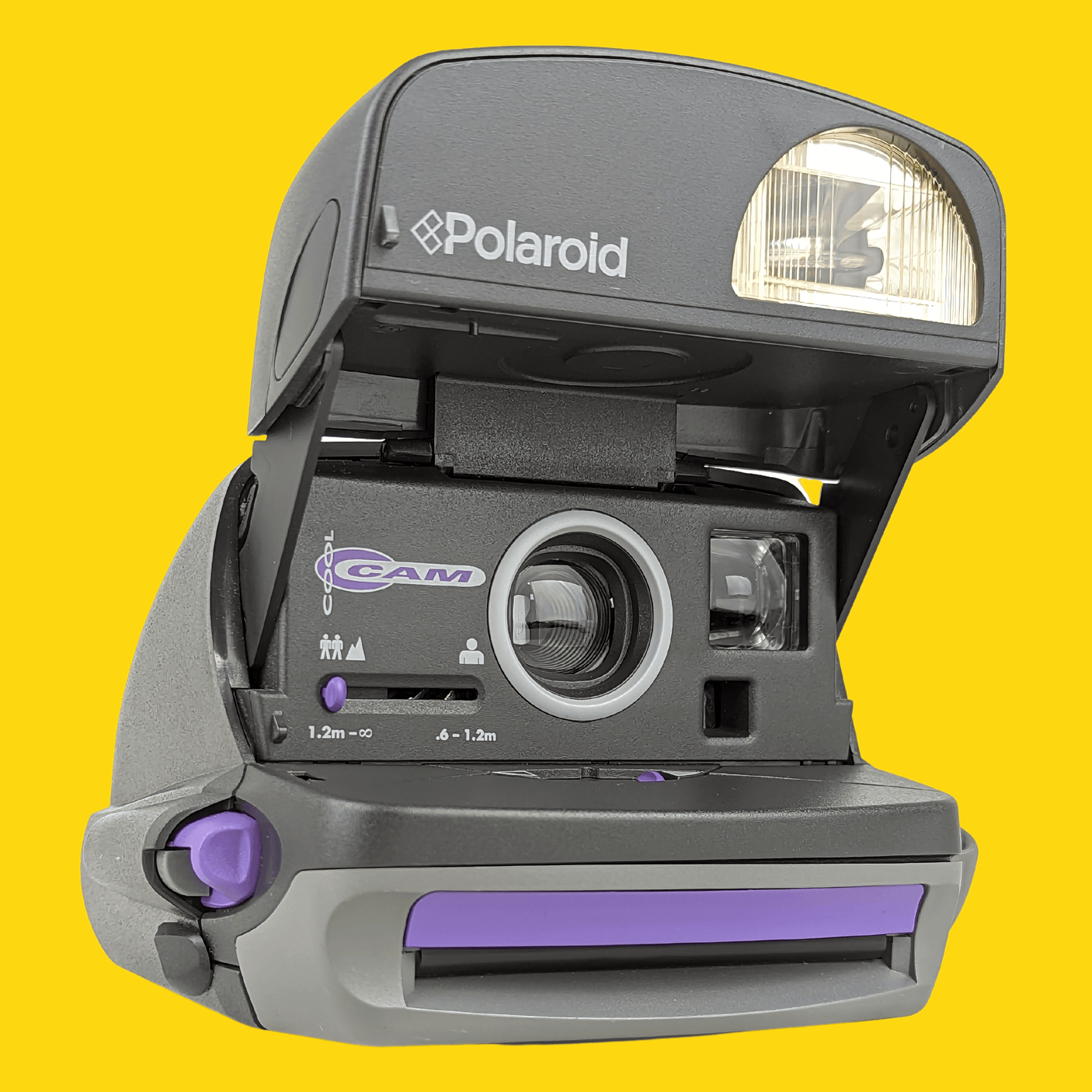 Polaroid Sun 600. Camara instantánea de los años 80