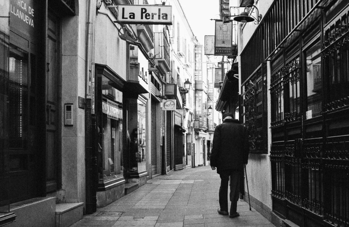 AGFAPHOTO APX 100 Pellicola professionale in bianco e nero da 35 mm per fotocamere da 35 mm