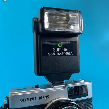 Sunpak Softlite 2000A External Flash Unit for 35mm Film Camera