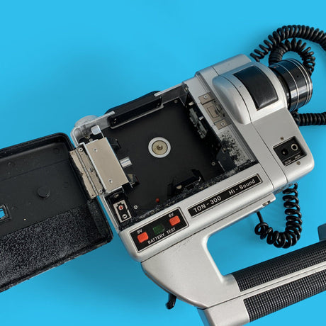 Suprazoom TON-300 Super 8 Movie Cine Camera