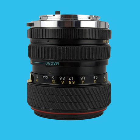 Tokina 28mm f/3.5 Camera Lens